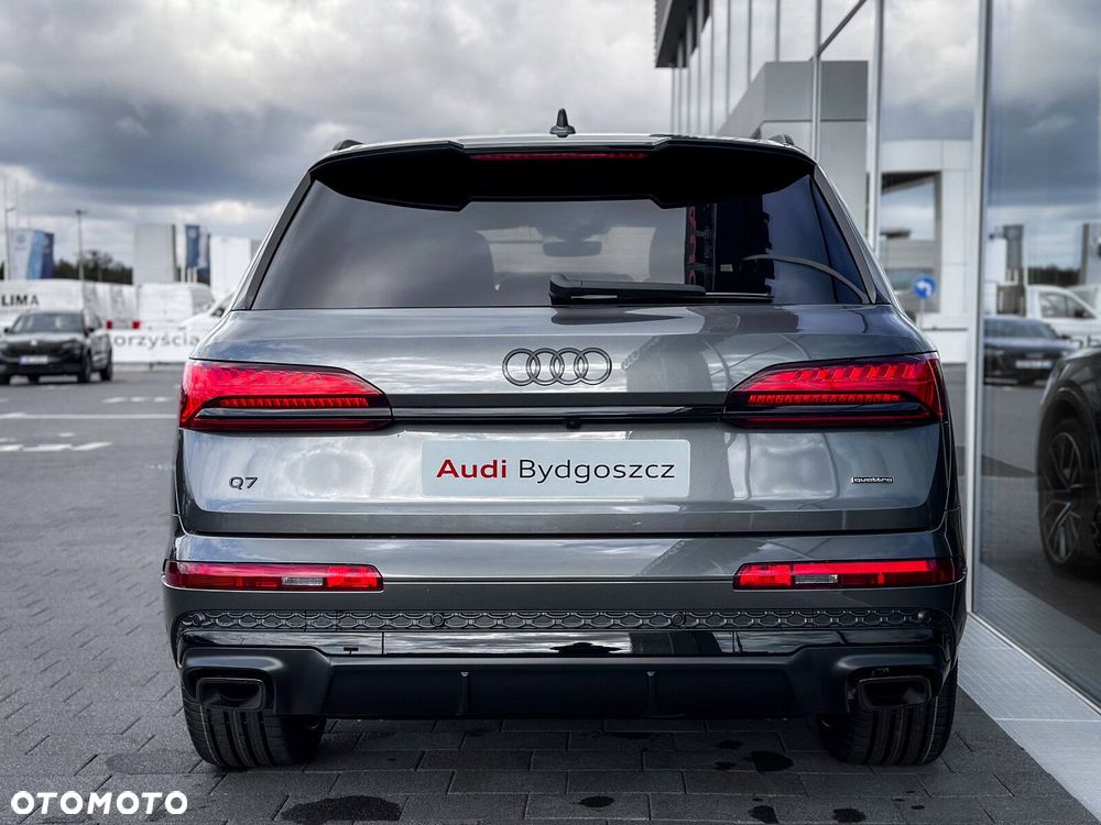 Audi Q7 - 12
