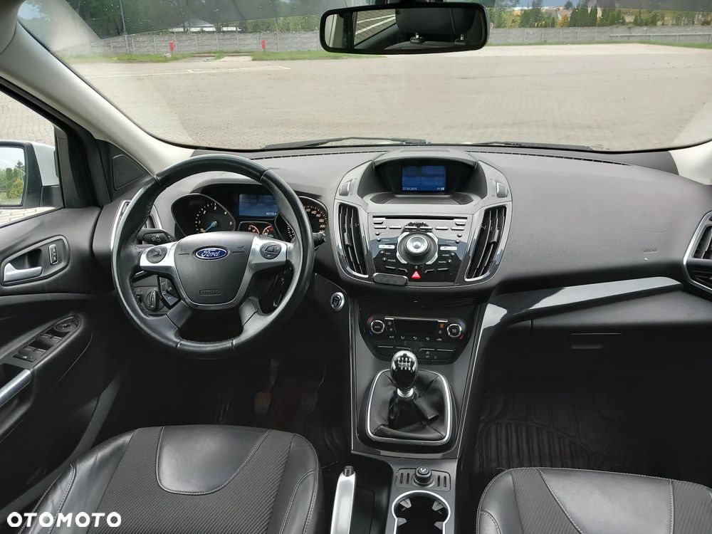 Ford Kuga 2.0 TDCi Titanium - 24