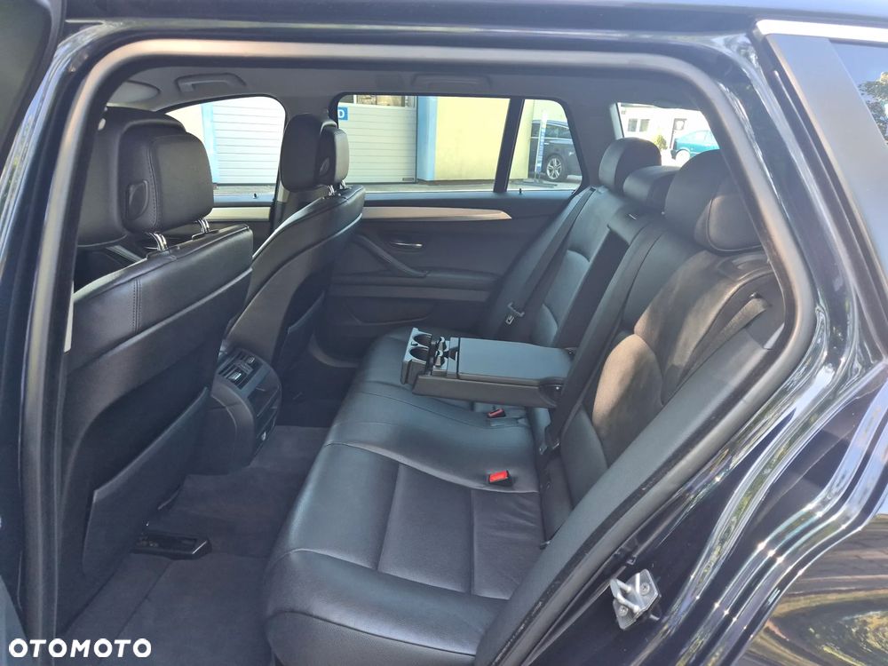 BMW Seria 5 520d - 18