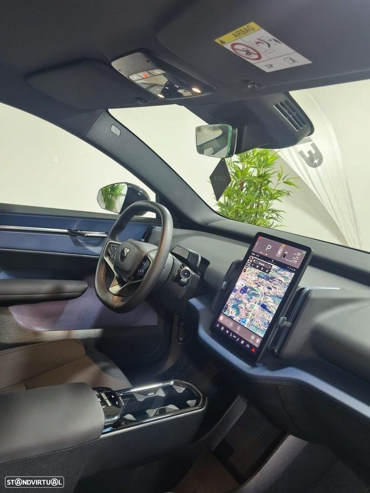 Volvo EX30 69 kWh Single Motor Extended Range Core - 16