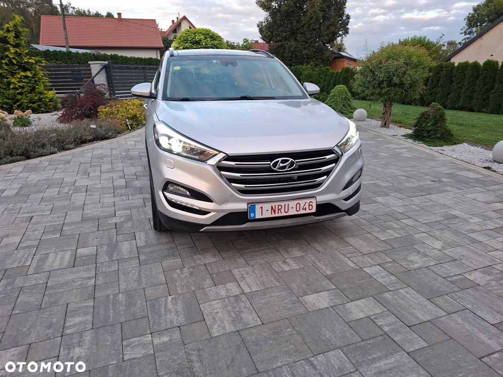 Hyundai Tucson blue 1.7 CRDi 2WD DCT Premium - 18