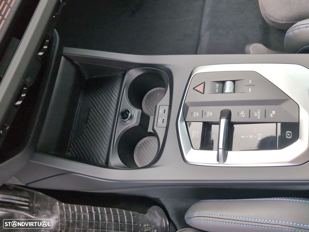 BMW 220 Gran Coupé Pack Desportivo M - 17