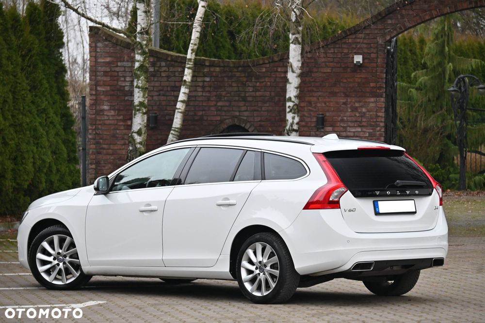 Volvo V60 D4 Drive-E Summum - 17