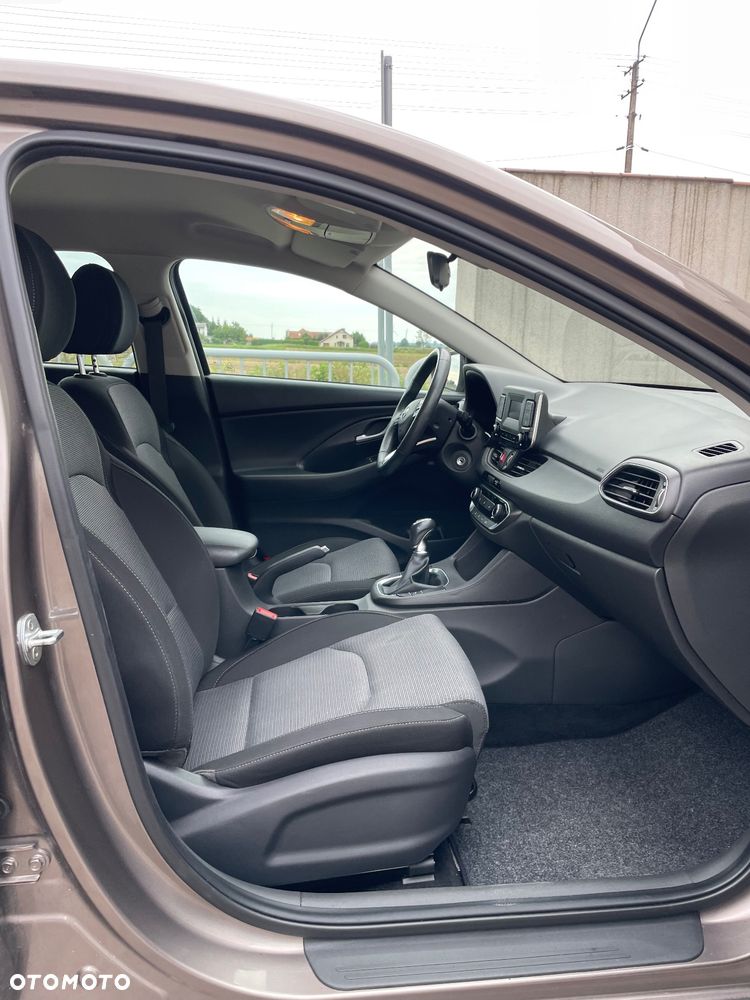 Hyundai i30 1.0 T-GDI Modern - 10