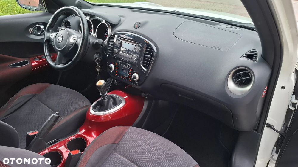 Nissan Juke 1.6 DIG-T Tekna - 10