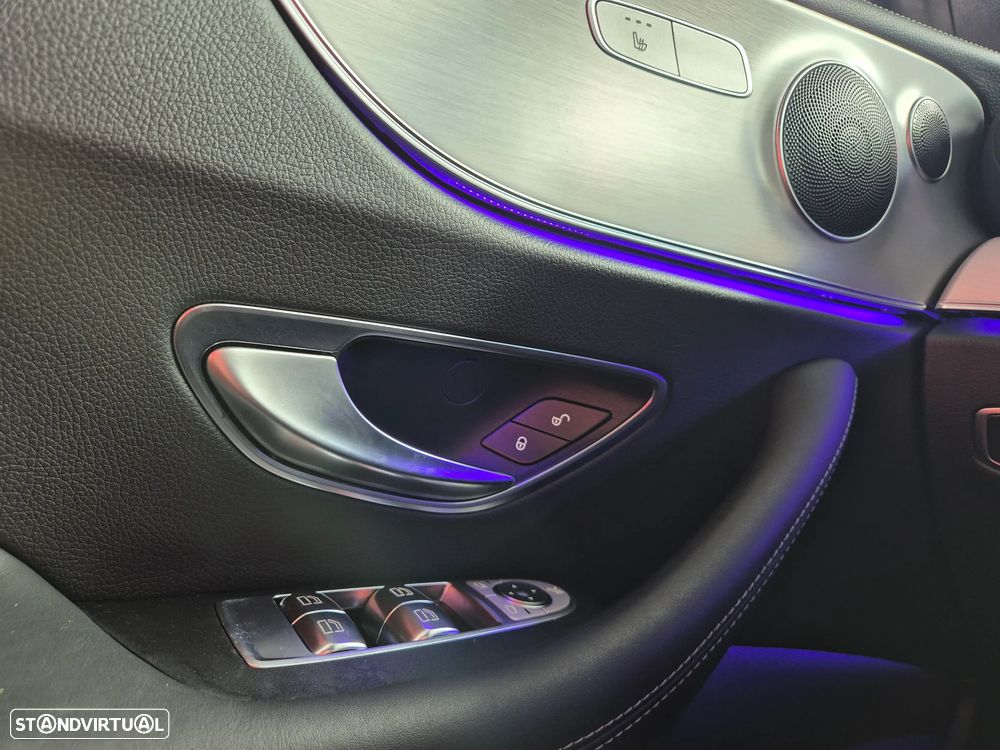 Mercedes-Benz E 220 d AMG Line - 32