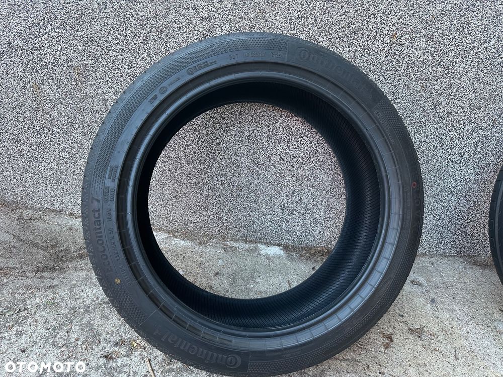 Opony letnie 235/45 R20 Continental V XL ecocontact 7 - 9