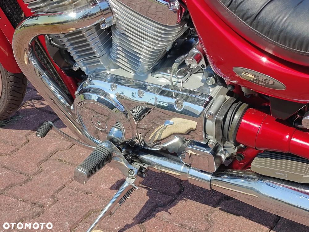 Suzuki Intruder - 39