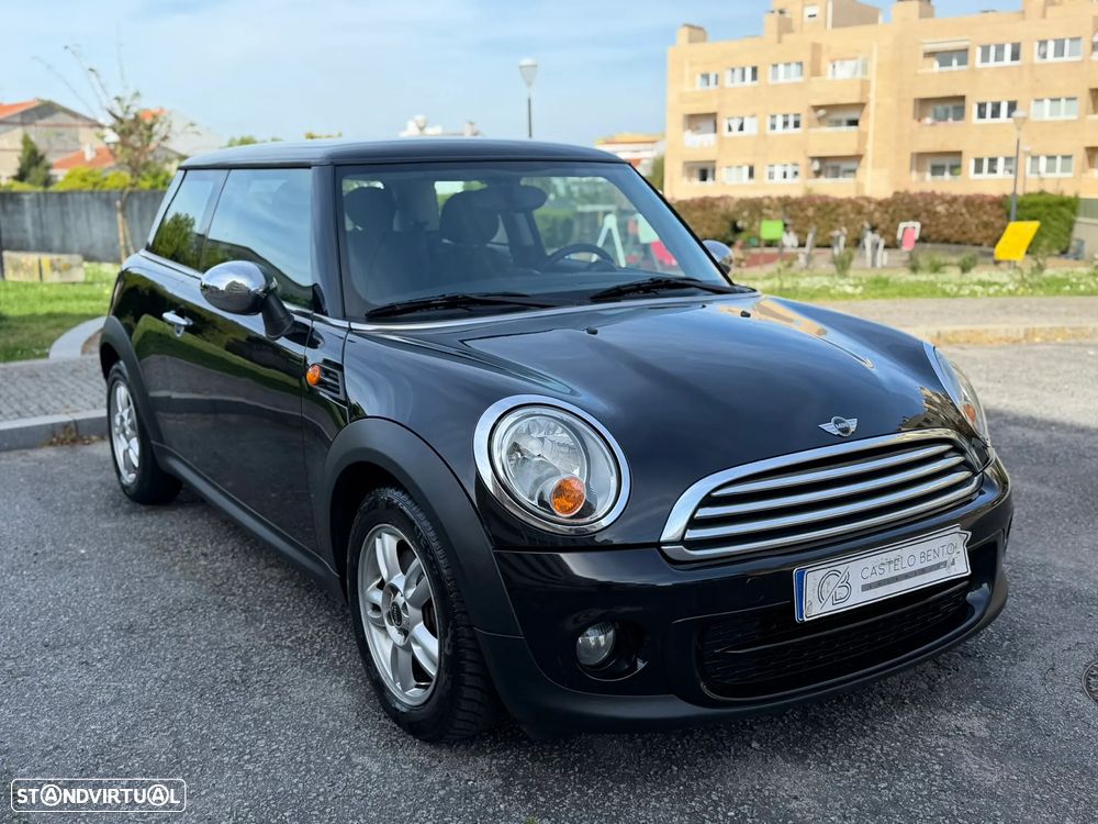 MINI 3 Portas One D - 2