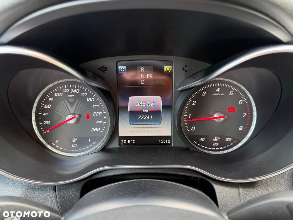 Mercedes-Benz Klasa C 200 7G-TRONIC Exclusive - 26