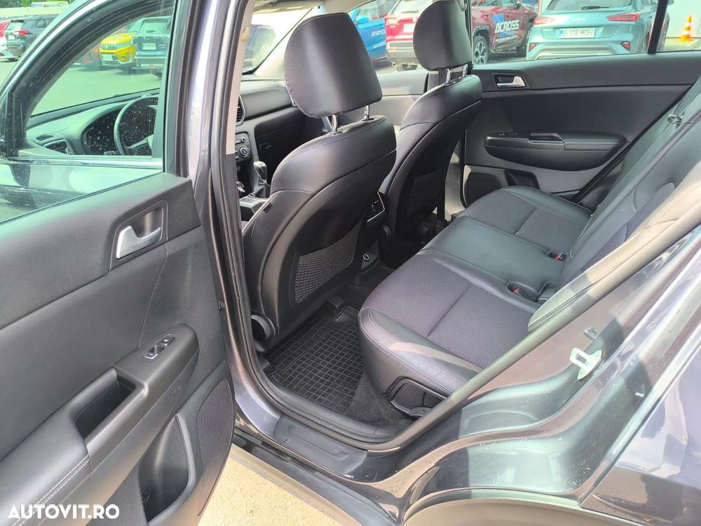 Kia Sportage 1.6 GDI 6MT 4x2 Style - 26