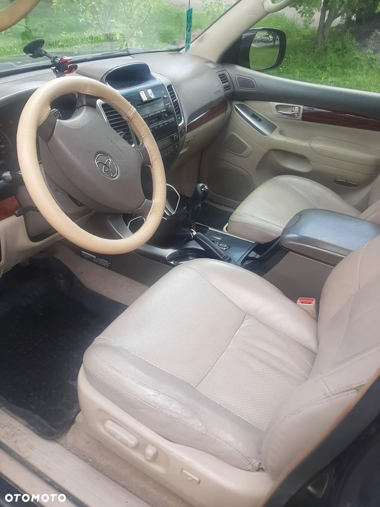 Toyota Land Cruiser - 6