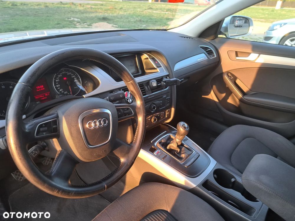 Audi A4 Limousine 2.0 TFSI Quattro - 9