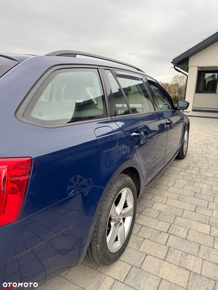 Skoda Octavia 1.6 TDI Ambition - 4