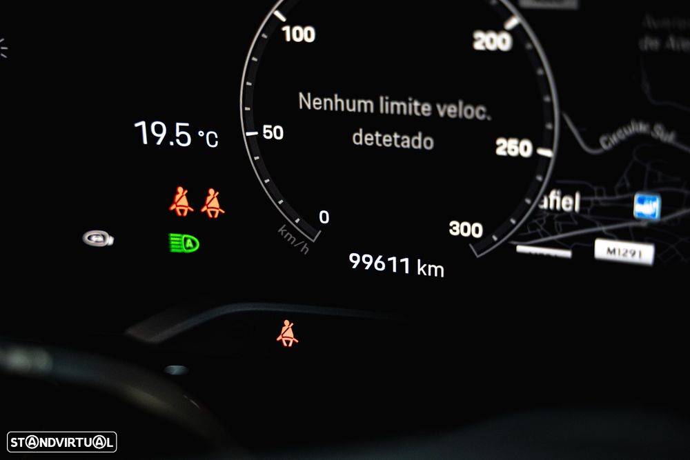 Porsche Taycan Cross Turismo 4S - 10