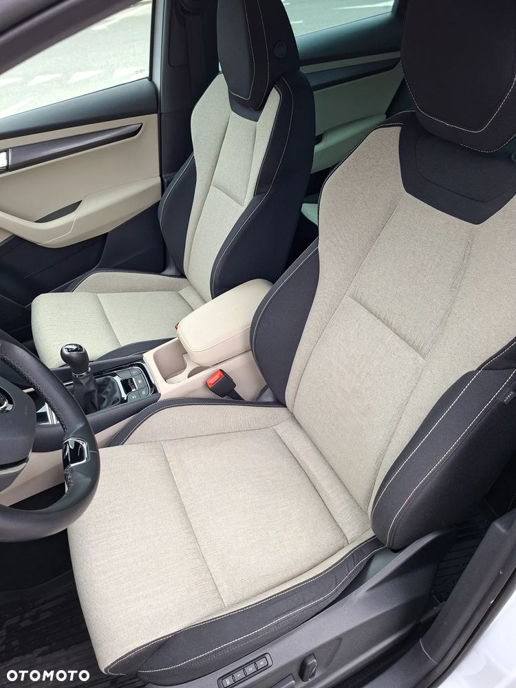 Skoda Karoq 2.0 TDI SCR 4x2 Style - 16