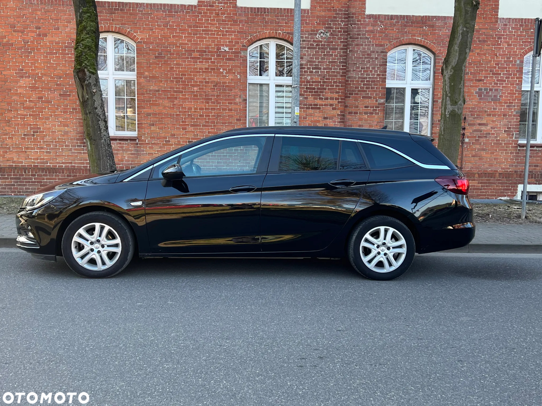 Opel Astra 1.6 CDTI Sports Tourer Active - 2