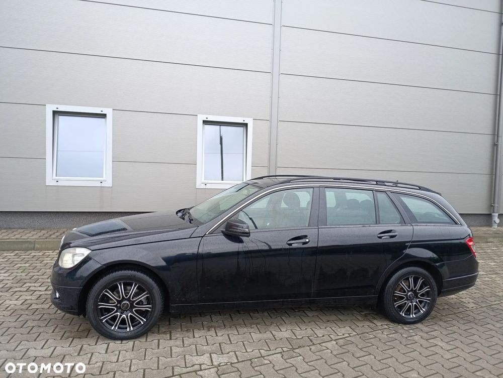 Mercedes-Benz Klasa C 200 CDI DPF (BlueEFFICIENCY) Elegance - 8