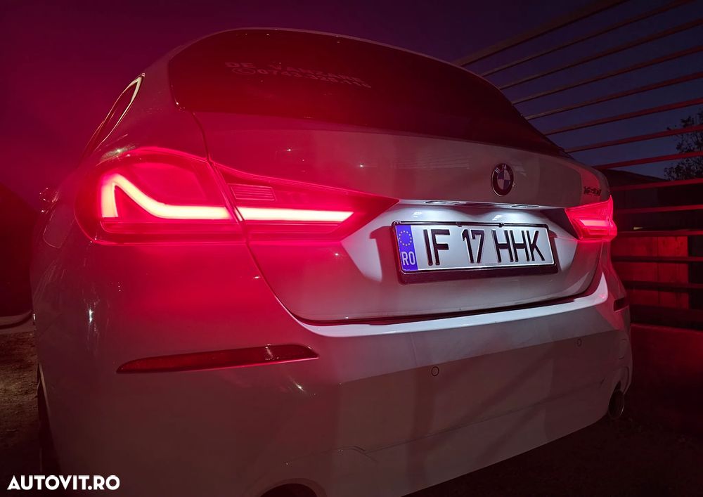 BMW Seria 1 120i AT - 8