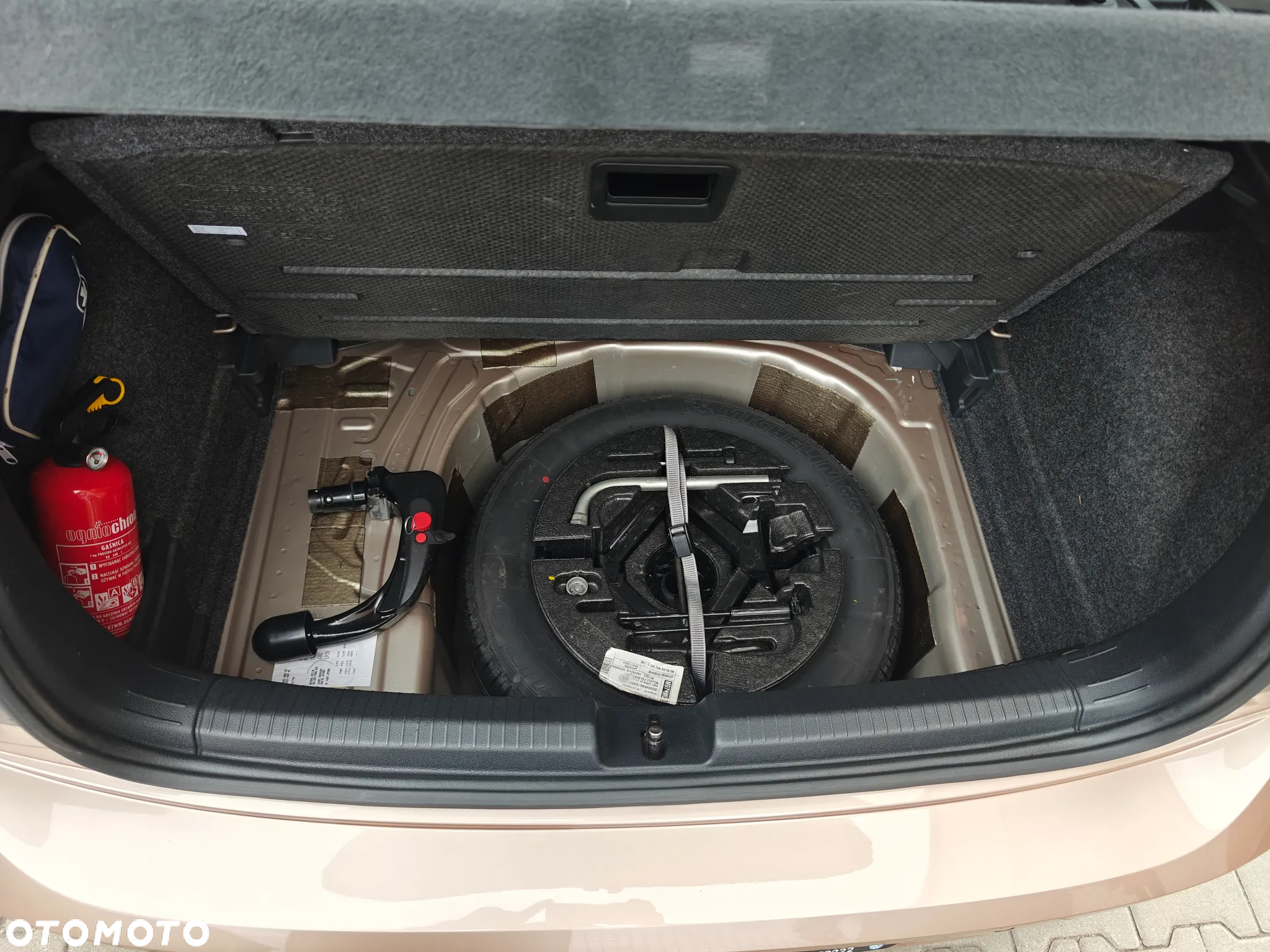 Volkswagen Polo 1.0 TSI Comfortline - 13