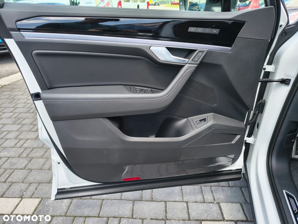 Volkswagen Touareg 3.0 V6 TDI 4Motion R-Line - 19