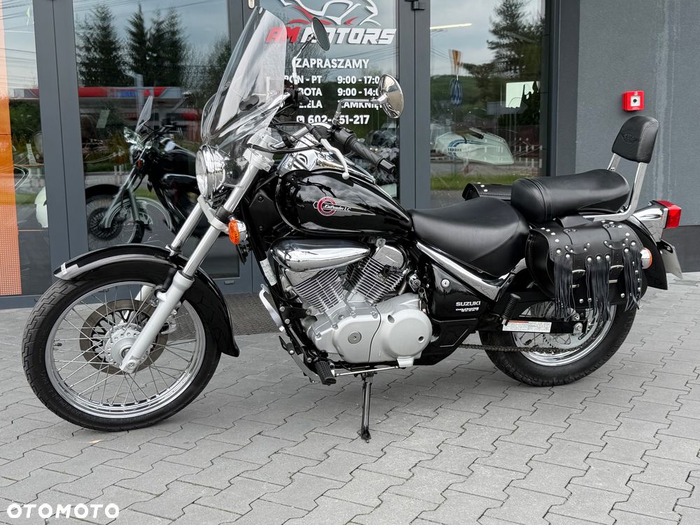 Suzuki Intruder - 26