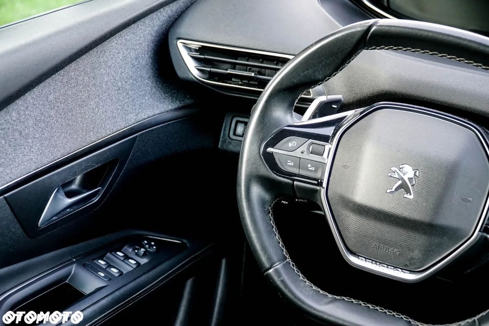 Peugeot 3008 1.5 BlueHDi Allure S&S EAT8 - 20
