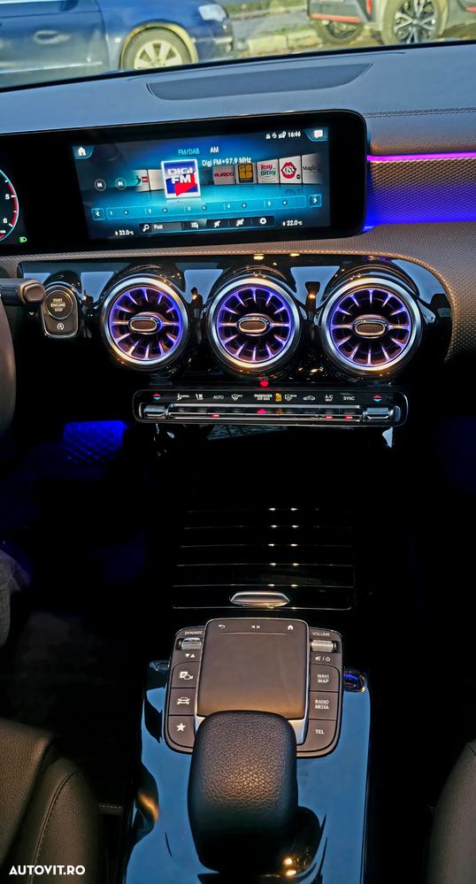 Mercedes-Benz CLA - 14