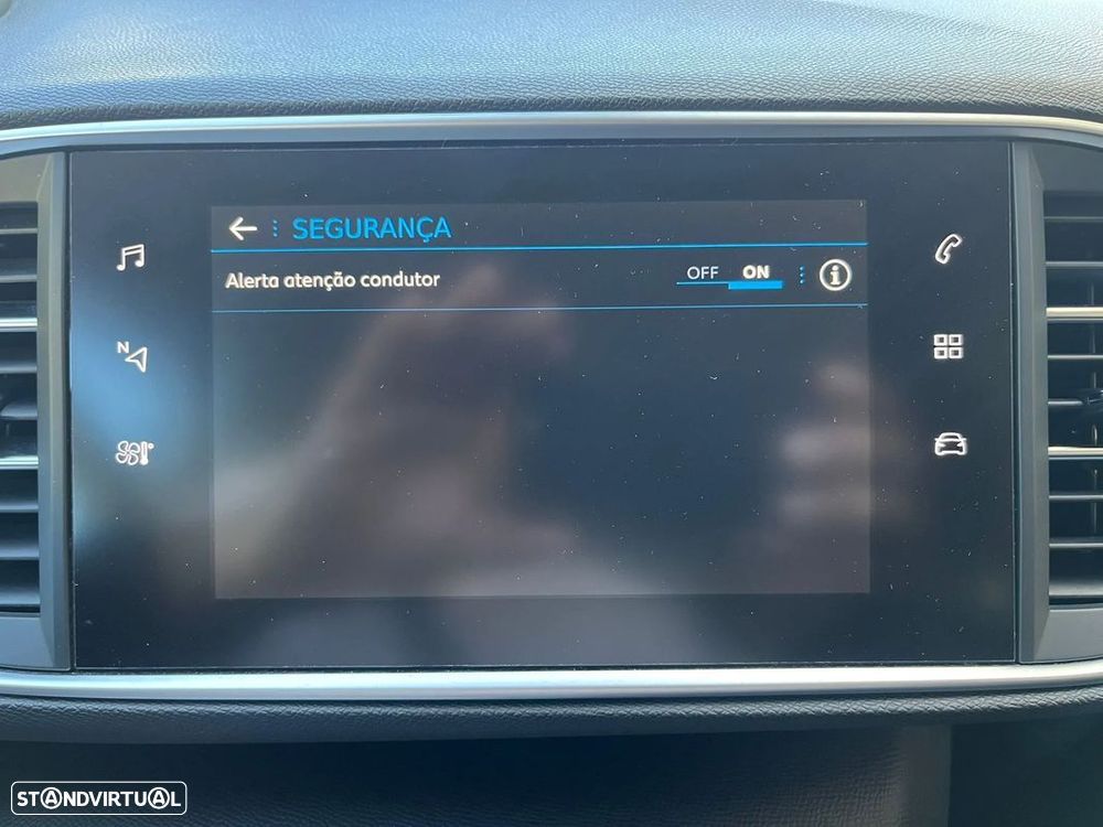 Peugeot 308 SW 1.5 BlueHDi Style J17 - 44