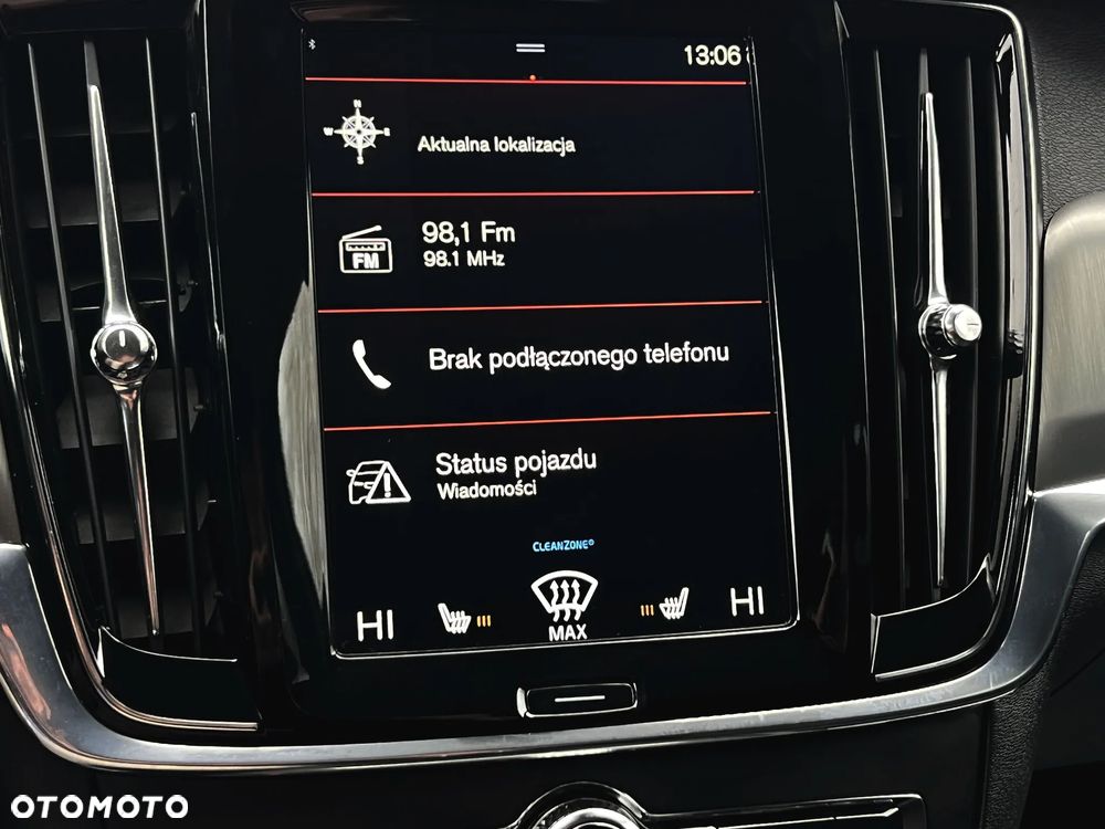 Volvo V90 D4 Momentum Pro - 26