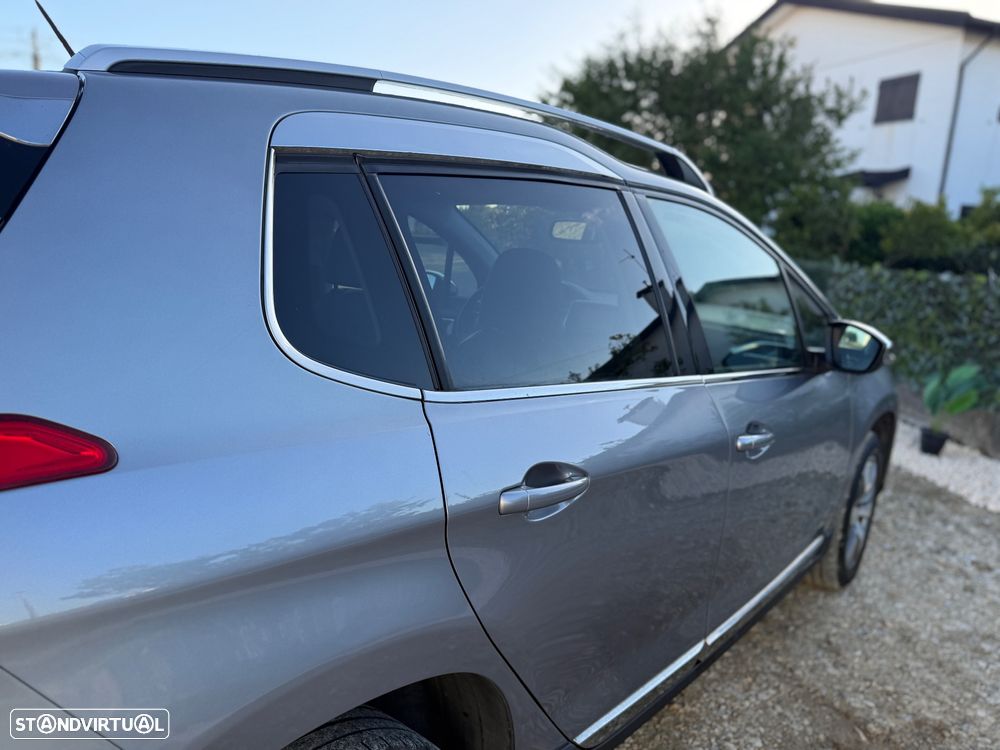 Peugeot 2008 PureTech 82 Allure - 5