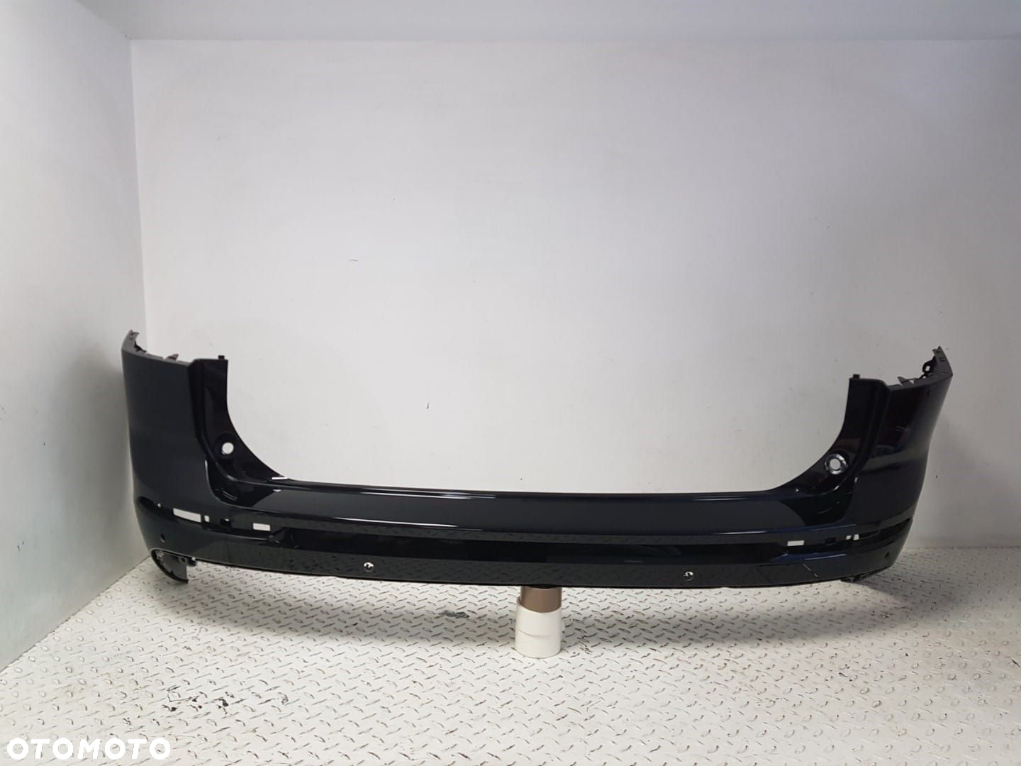ŁADNY ZDERZAK TYLNY TYŁ VOLVO XC60 2 II R-DESIGN RDESIGNE 17-22 4xPDC 31425198 KOLOR 717 - 2