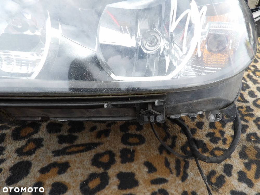 BMW - F30 - H7 - LEWA LAMPA PRZEDNIA - PRZED LIFT - UK - 3