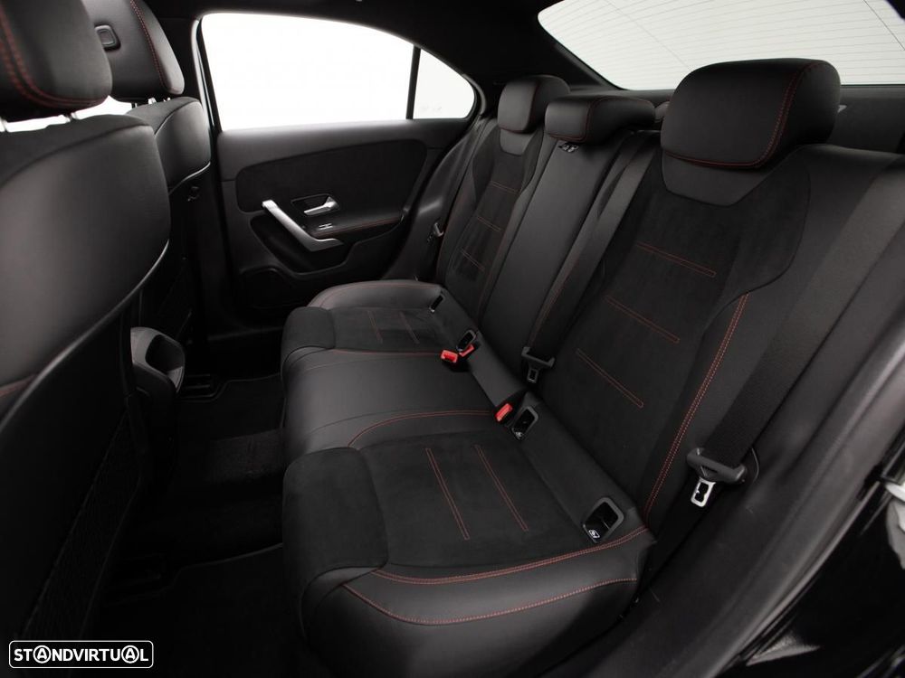 Mercedes-Benz A 250 Limousine e Style Plus - 11