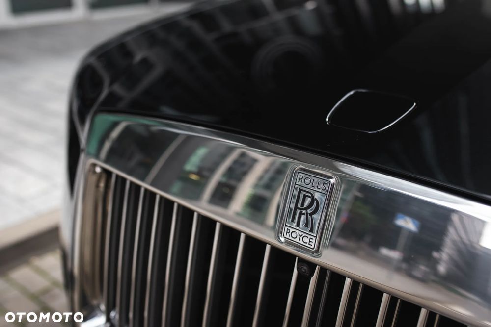 Rolls-Royce Ghost - 12