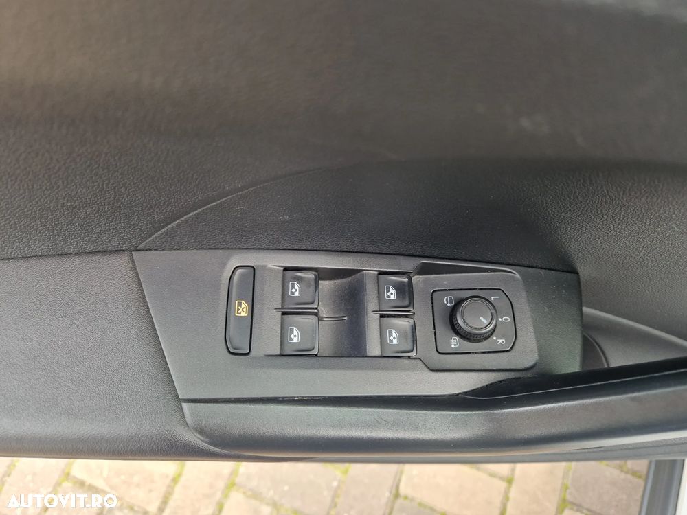 Volkswagen T-Cross 1.0 TSI DSG Life - 20