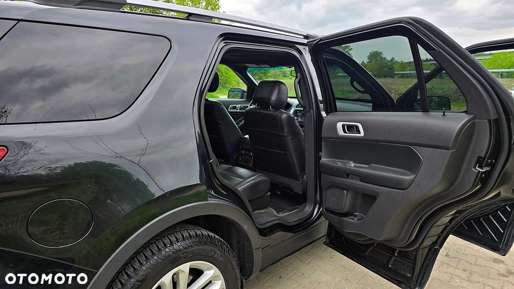 Ford Explorer - 8