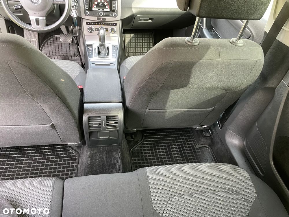 Volkswagen Passat 2.0 TDI DSG Highline - 4