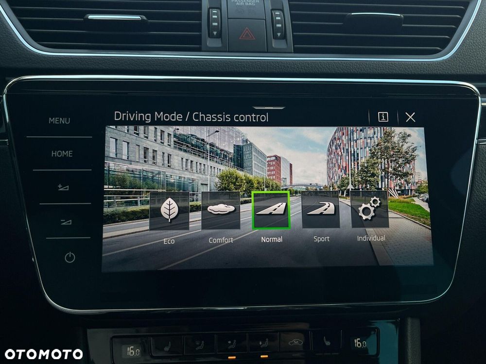 Skoda Superb 2.0 TDI SCR L&K DSG - 23