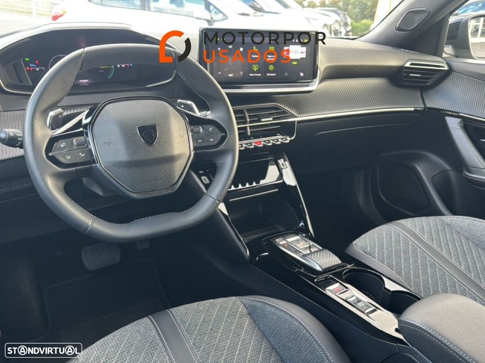 Peugeot 2008 1.2 Hybrid Allure e-DCS6 - 9