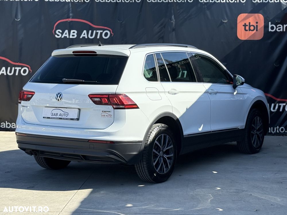 Volkswagen Tiguan 2.0 TDI 4Mot DSG Trendline - 17