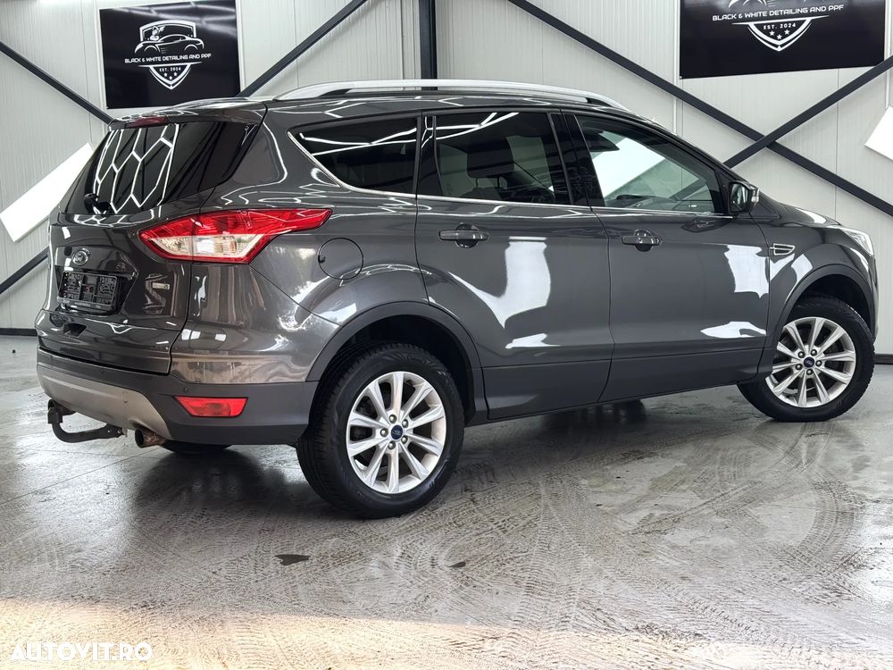 Ford Kuga 1.5 EcoBoost 4WD Titanium - 14