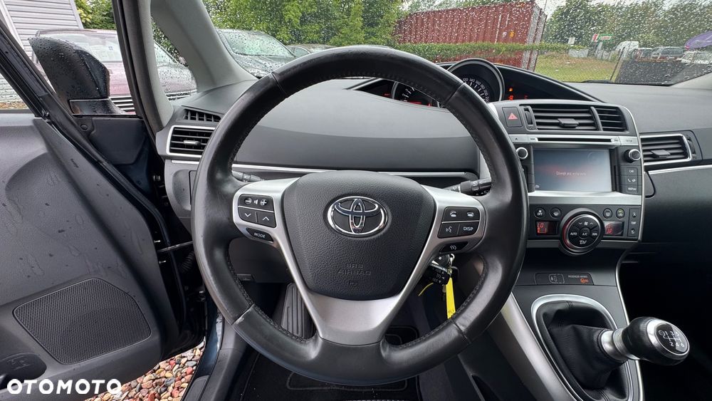 Toyota Verso 1.8 7-Sitzer Executive - 31