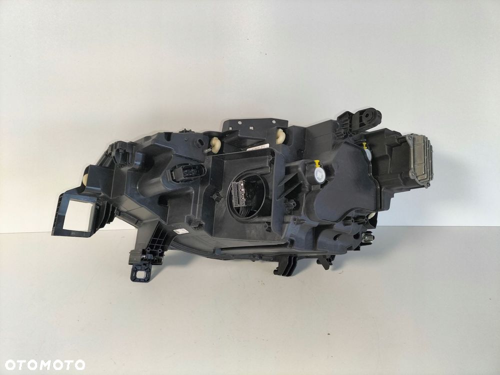 lampa przednia przód reflektor prawa vw id4 20- iq light - 6