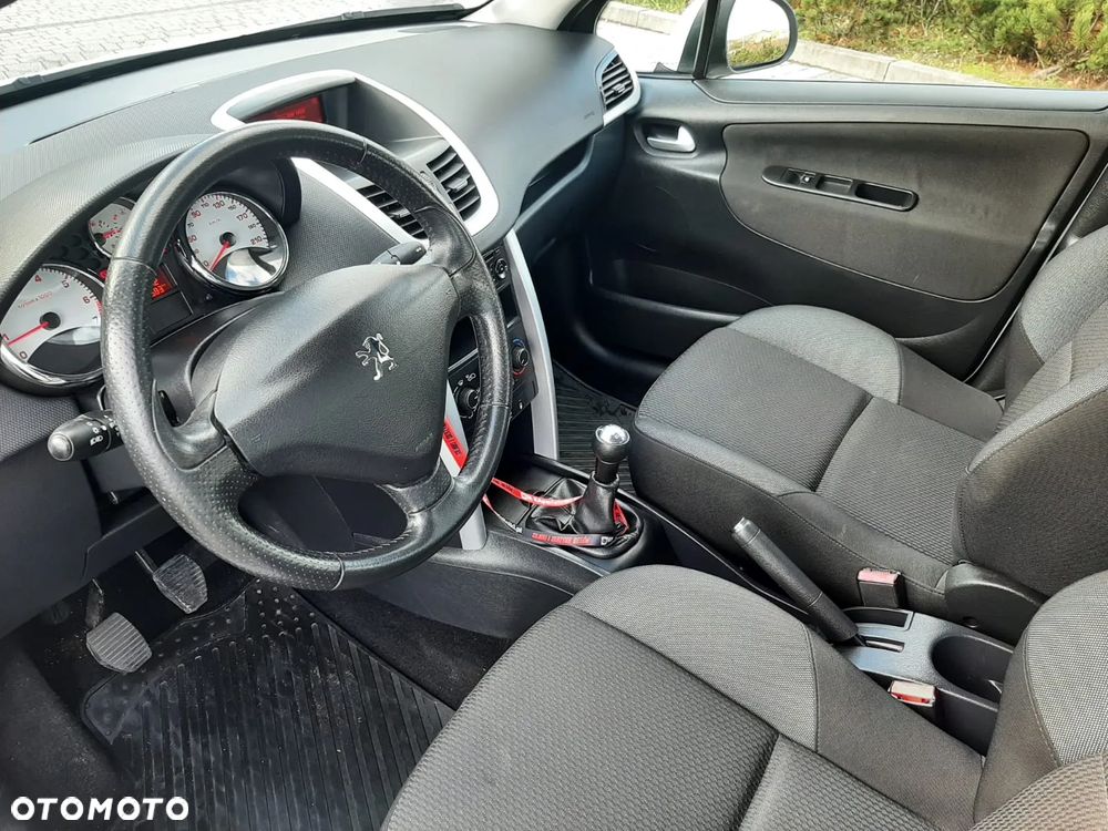 Peugeot 207 1.4 Presence - 15