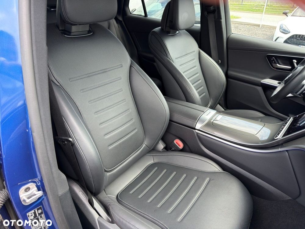 Mercedes-Benz GLC 220 d mHEV 4-Matic AMG Line - 24