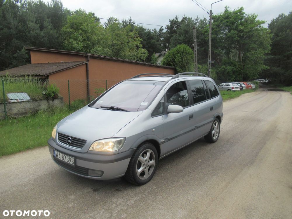 Opel Zafira - 1