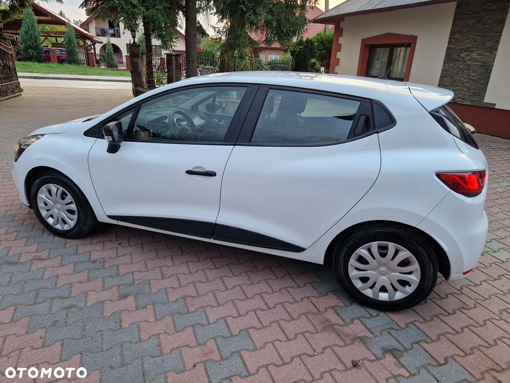Renault Clio 1.2 16V Life - 30