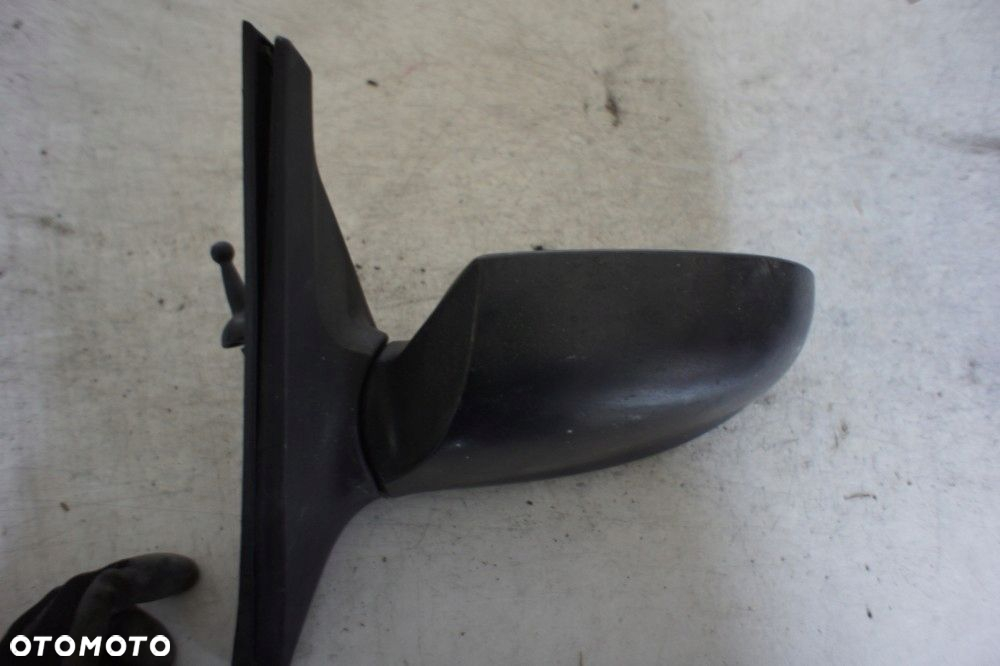 HYUNDAI ACCENT LUSTERKO LEWE MANUALNE - 2