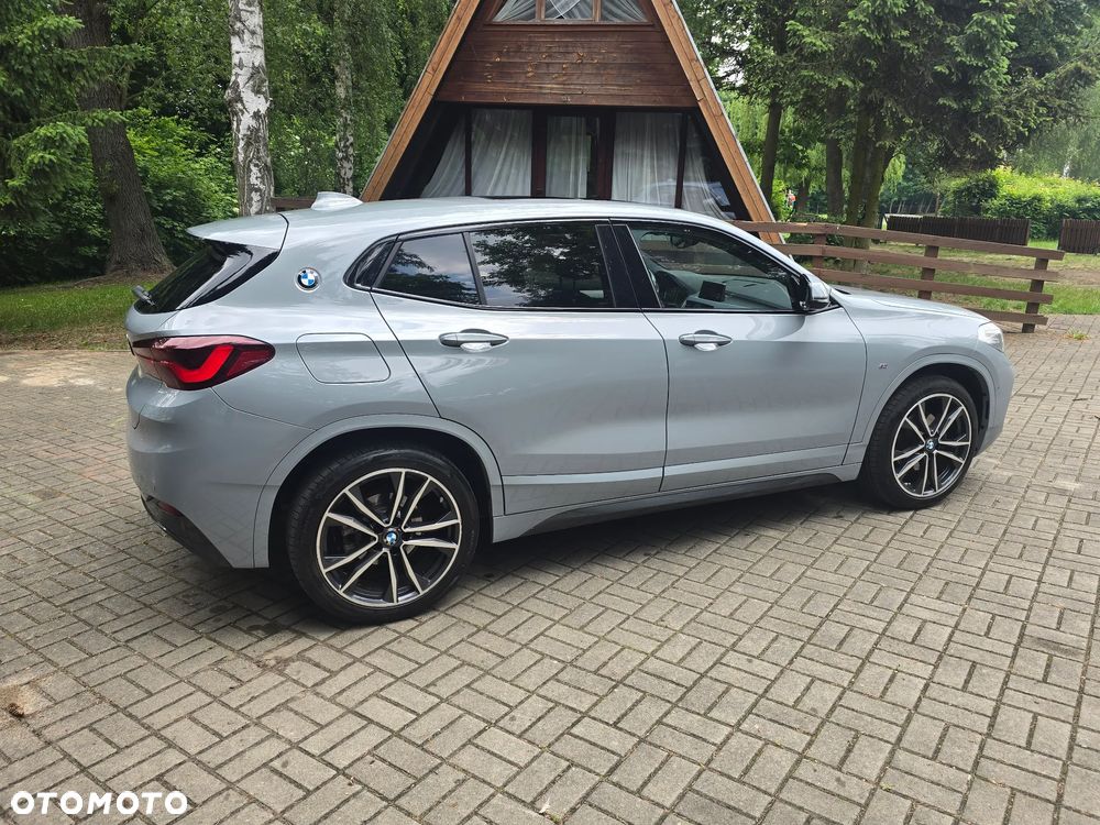 BMW X2 sDrive18i Edition M Mesh - 13